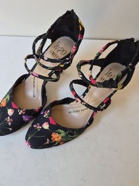 New Impo Women’s Black Floral Strappy Memory Foam Heels